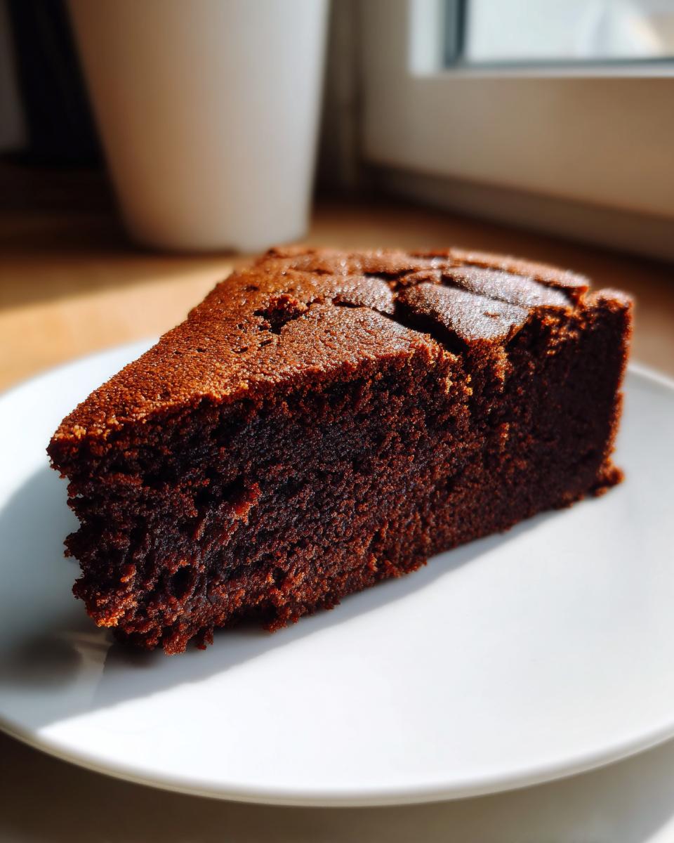 Ultra-Moist Classic Chocolate Cake - detail 2